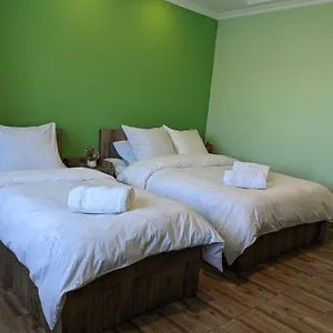 sweet-home-tbilisi-0168.alltbilisihotels.com/