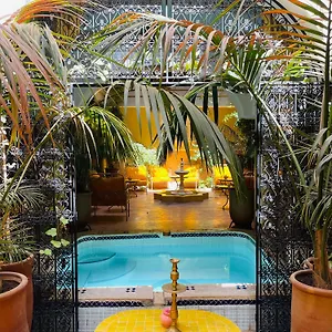 riad-la-caleche.marrakeshhotelsmorocco.com/