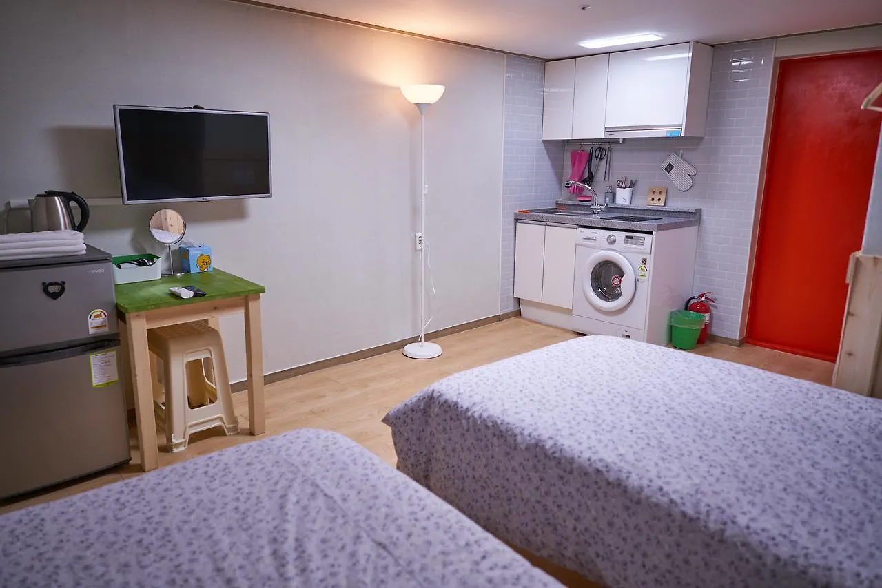 Seoul Station R Guesthouse 2*,  Corea del Sud
