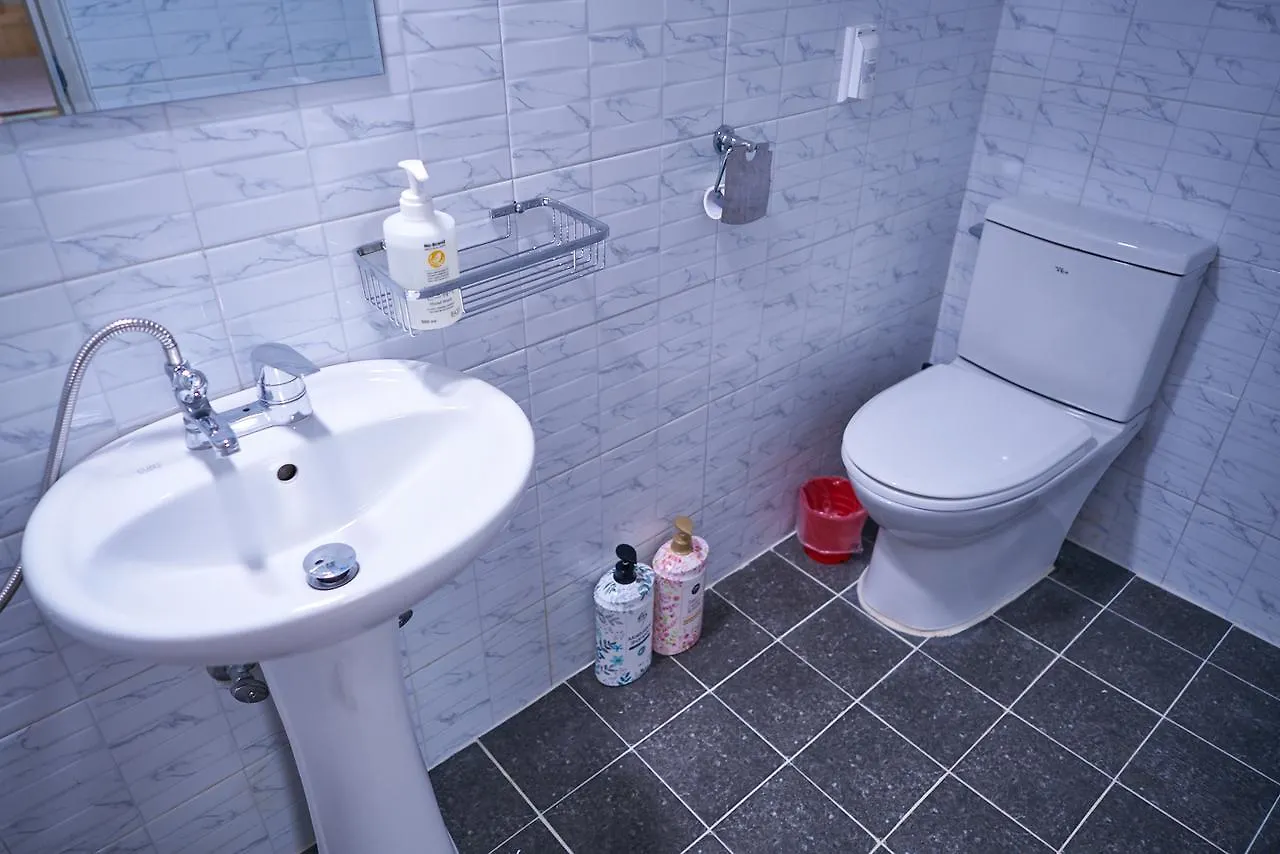 ** Гостевой дом Seoul Station R Guesthouse Южная Корея